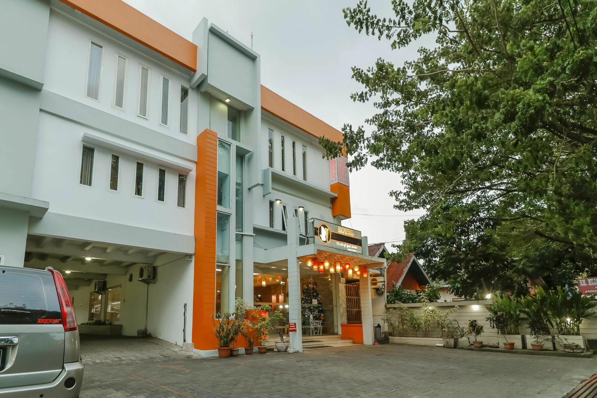 Reddoorz Near Manado Town Square Hotel Bagian luar foto